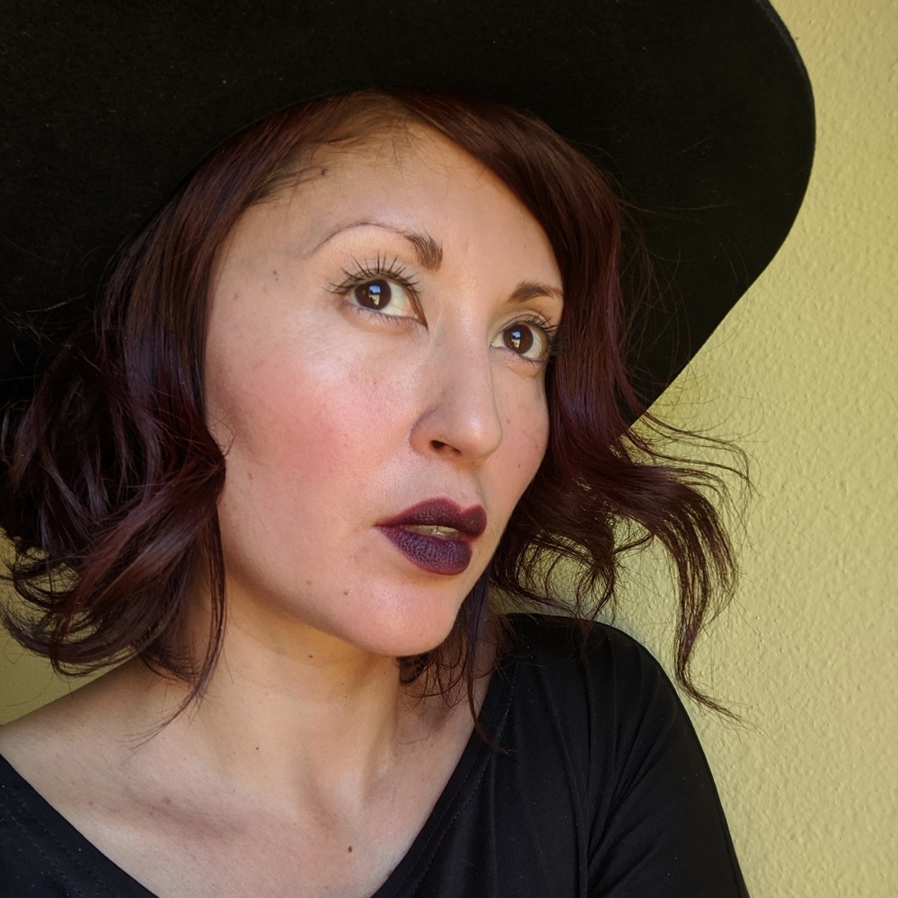 Meet your Posher, Stefanie